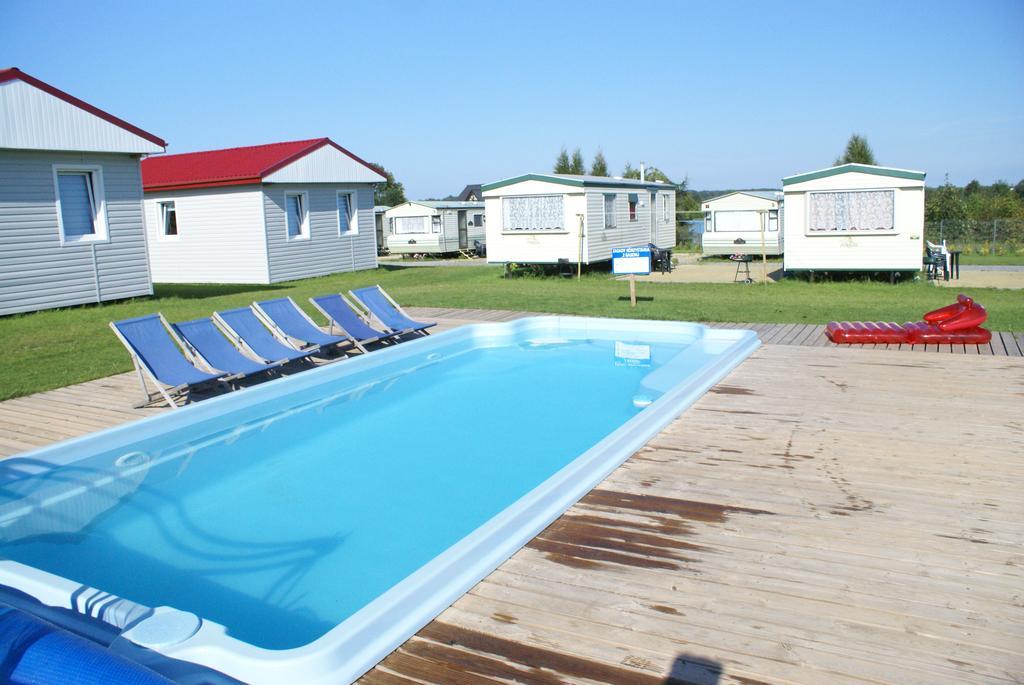Cuma Camp Vila Sarbinowo Exterior foto